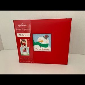 Hallmark Christmas Instant Scrapbook Album 6”x6”